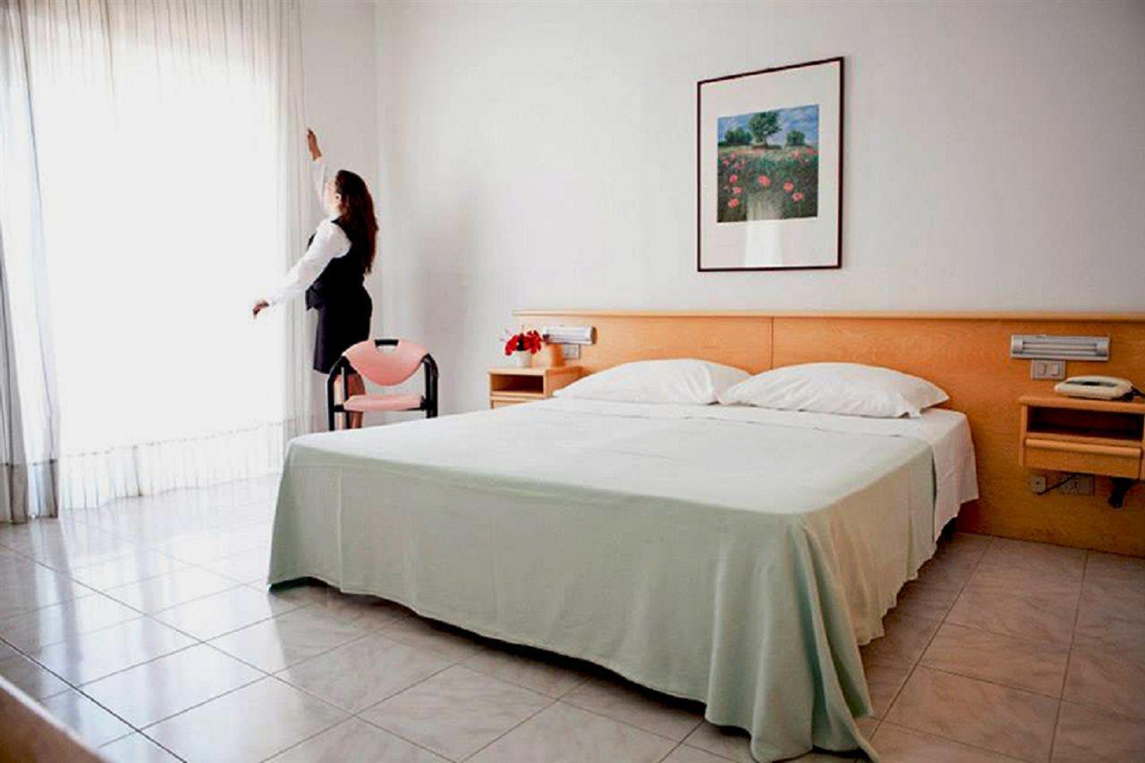 Futura Style Helios Hotel Noto Exterior foto